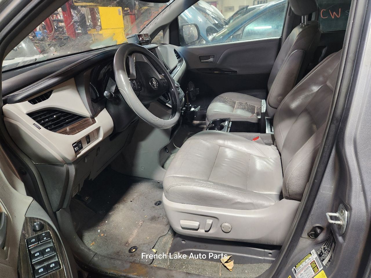 Automatic Transmission FWD 3.5L Fits 17-20 SIENNA 1302546