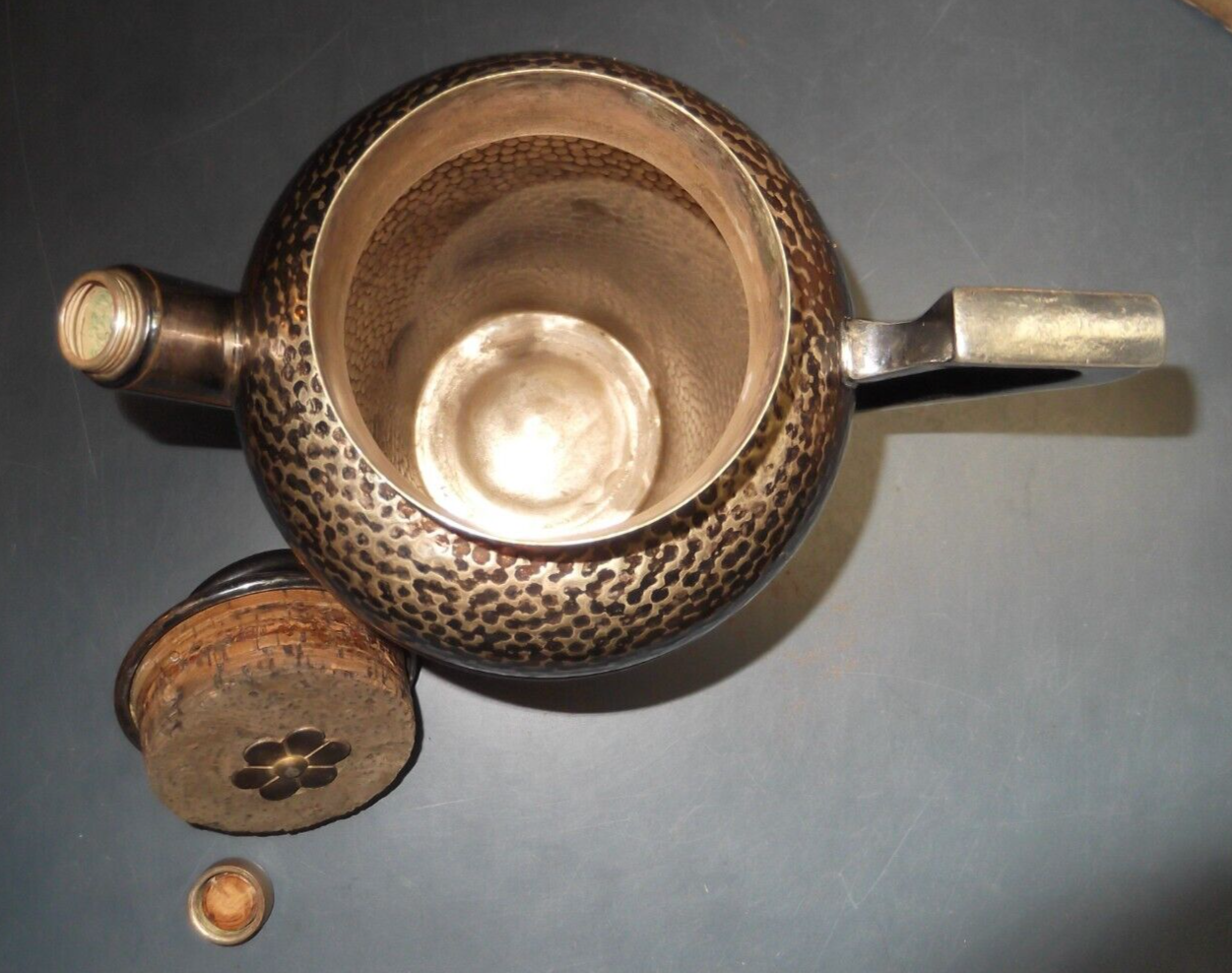 ANTIQUE 1920's COCKTAIL SHAKER NICKEL SILVER SILVERPLATED 580-66 QT SIZED 9.5"T