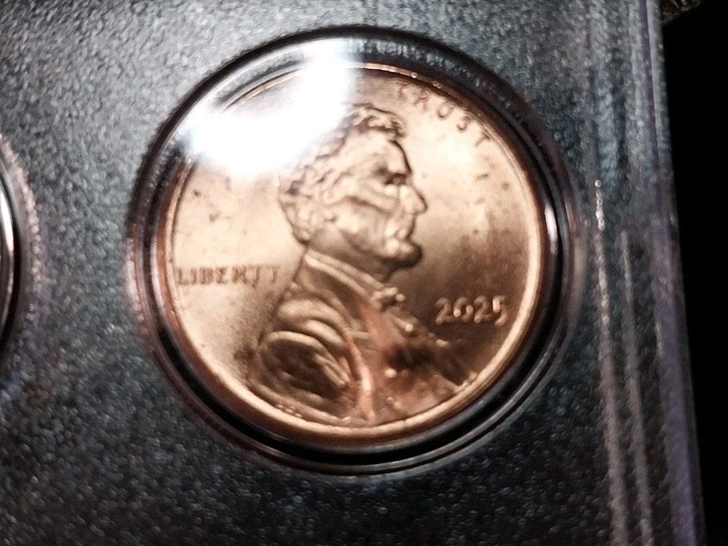 SEMI QUINCENTENIAL P/D 2026 WITH 2025 CENT AND A SET OF 2025 P/D IN HOLDERS