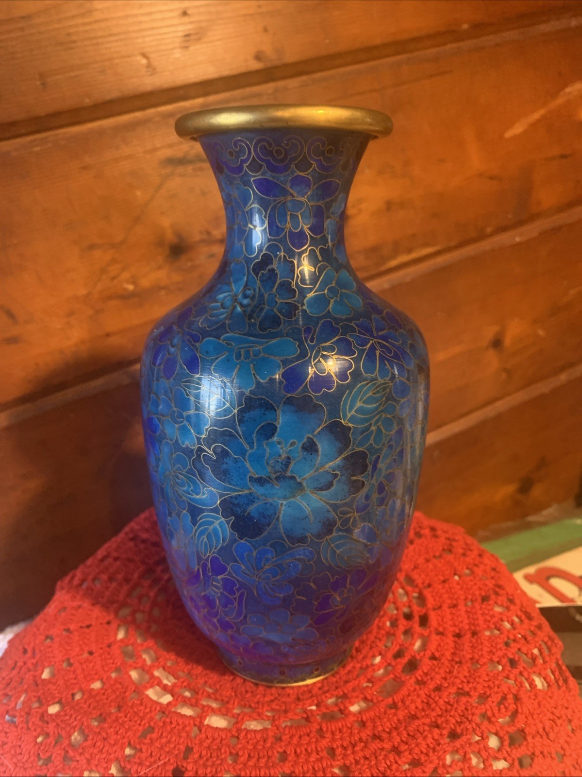 Vintage Chinese Cloisonné Enamel Blue Floral Vase With Gold Gilt 7.25 Tall