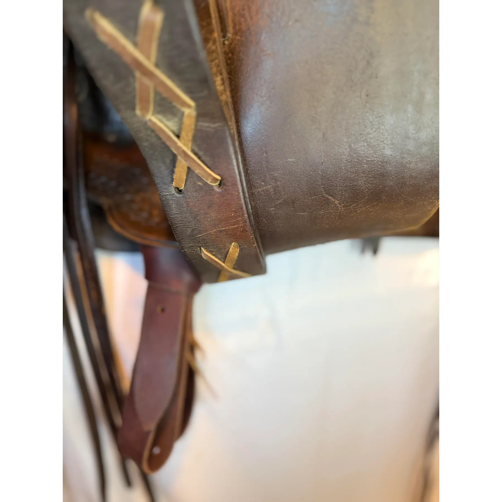 Vintage Collectors 1940s Keyston Bros Saddle Dark Oil Highback Beartrap 14” Seat