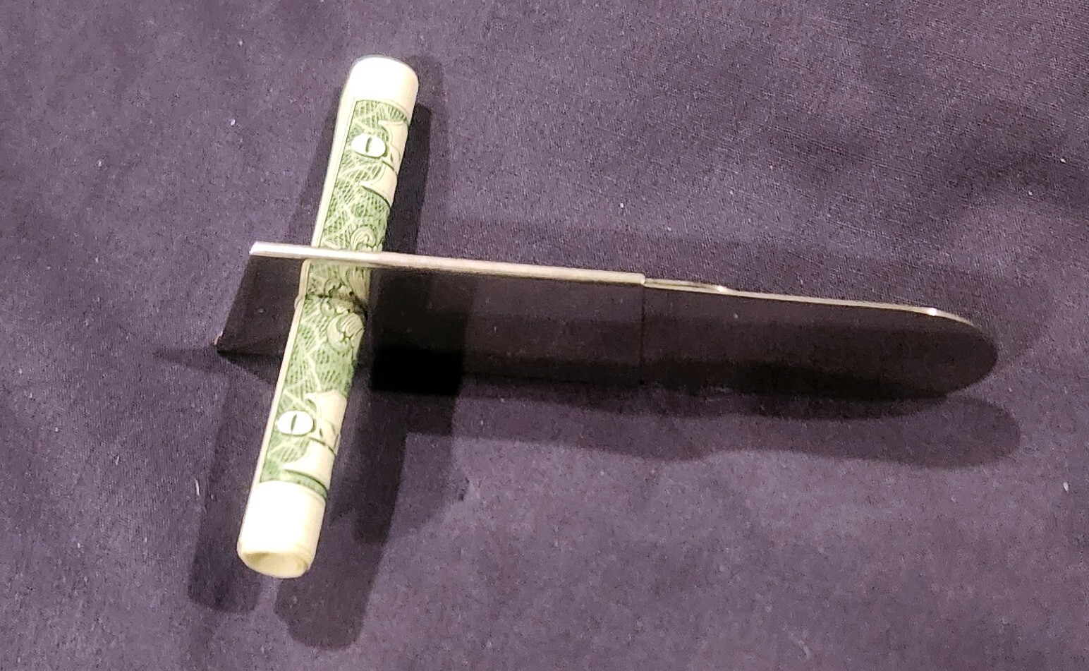 Blade Through - great pocket trick, examinable!