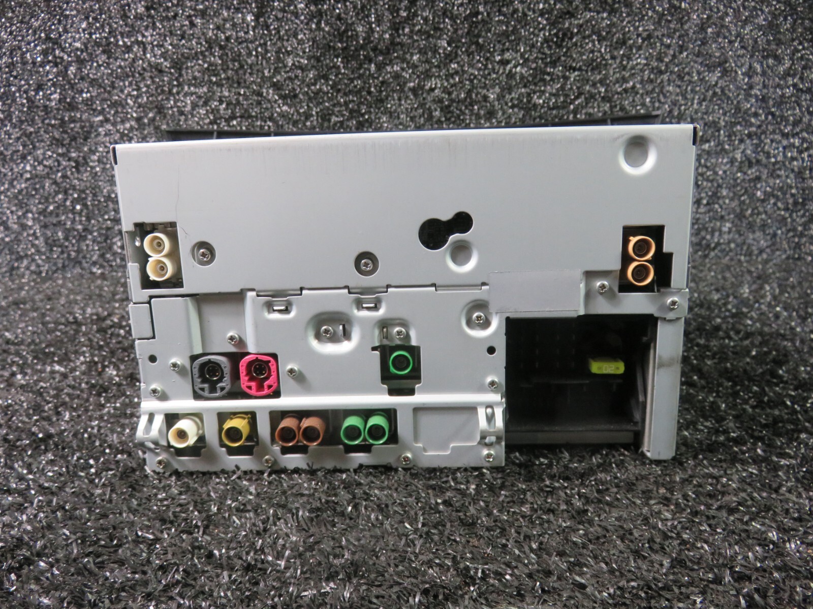 Mercedes C250 C Class Radio Cd Receiver Dash Mounted OEM 12 13 A2049006108 W204