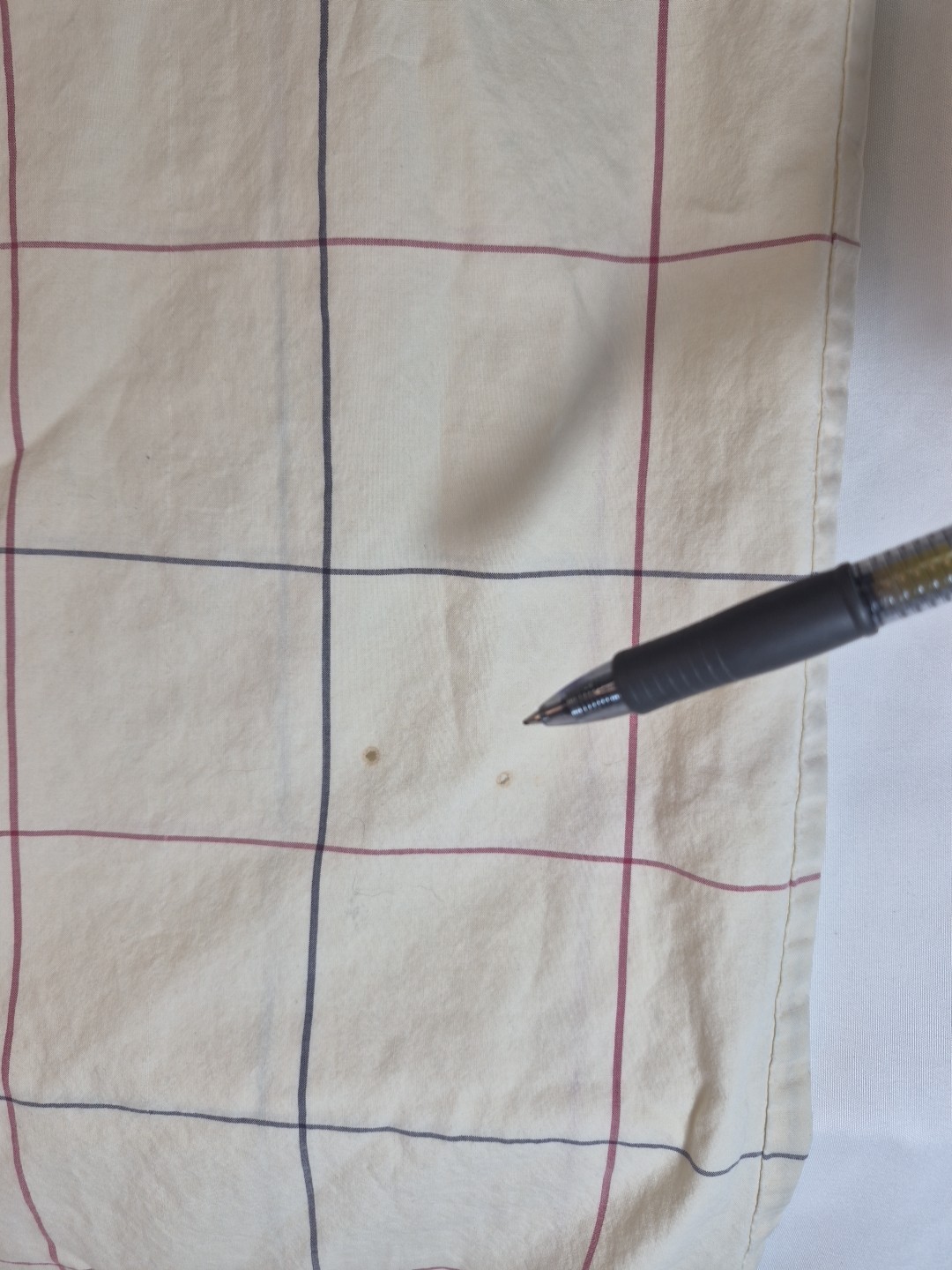 2- VTG Nautica Pillowcases 100% Cotton King & Queen #67468 Cream Grid Navy Check