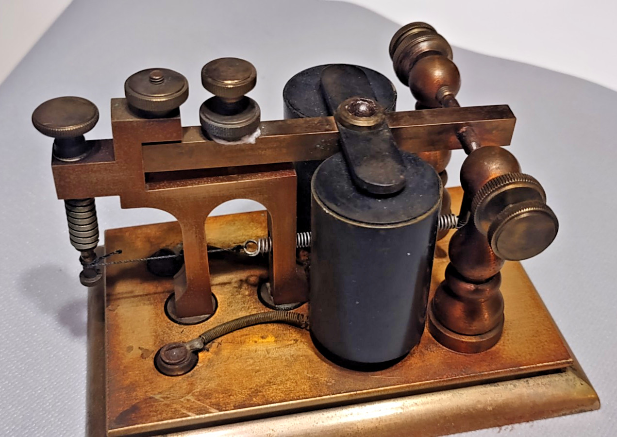 1880'S ATTRIBUTED GAMEWELL FIRE ALARM TELEGRAPH CO, BOSTON BRASS BASE