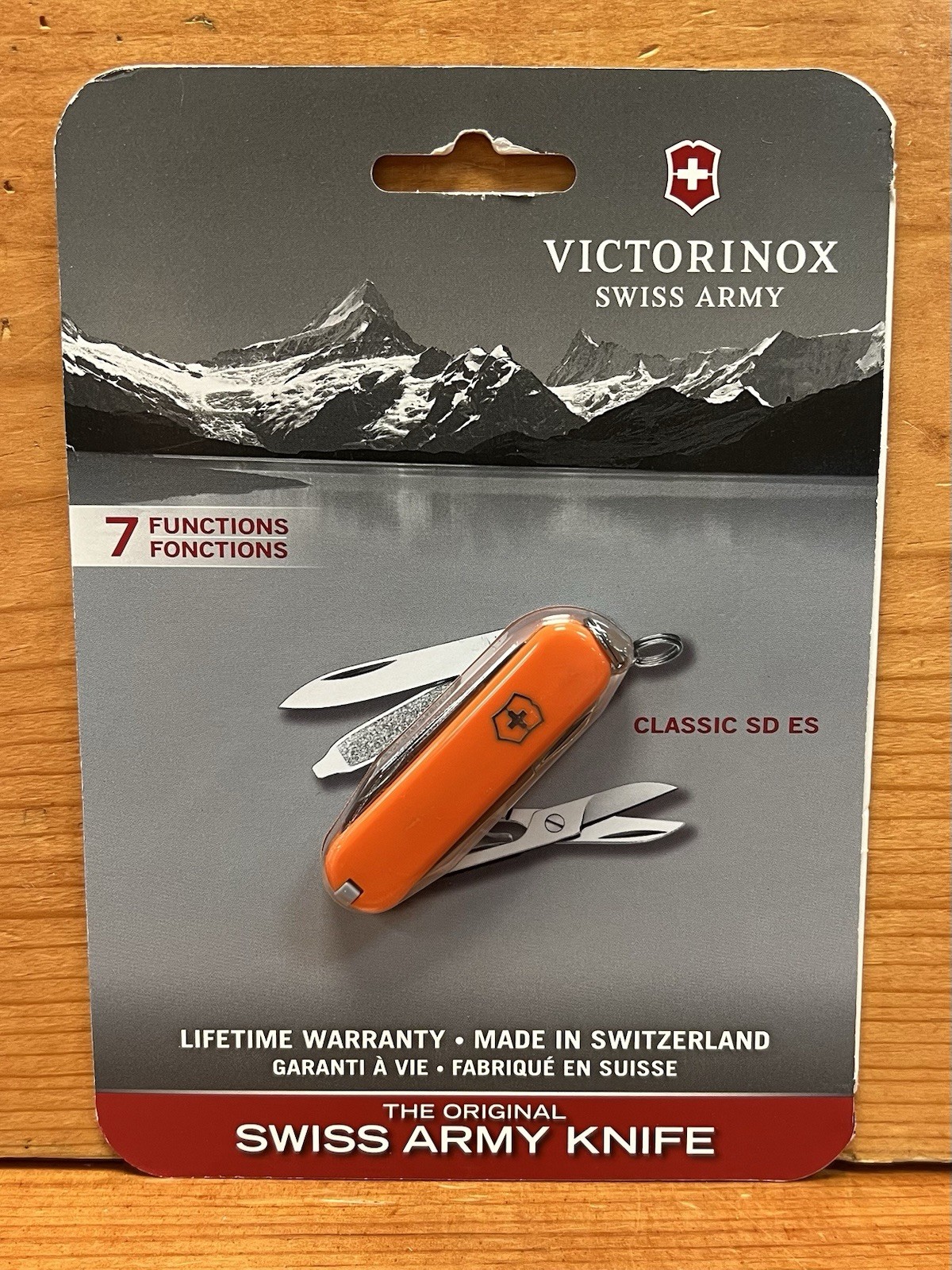Victorinox Classic SD Swiss Army Knife, Mango Tango