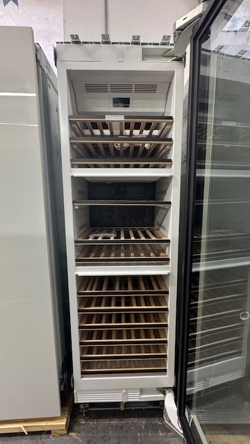 Miele MasterCool Series KWT2661VIS 24 Inch Smart Wine Column Panel Ready