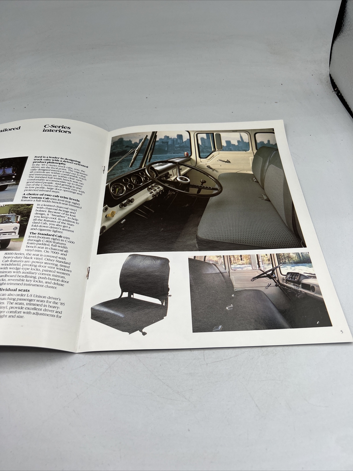 1984 FORD C SERIES SALES BROCHURE CATALOG