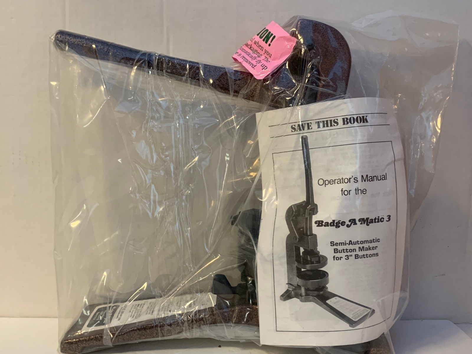 BRAND NEW  BADGE-A-MATIC 3 by Badge-a-Minit  3" Button Maker /Badges W/ Supplies