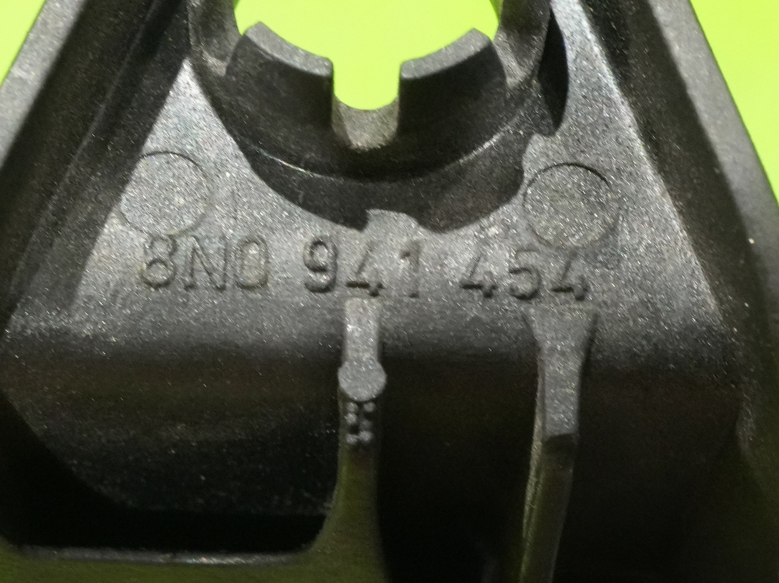 00-06 Audi TT OEM 8N0941454 passenger front headlight lamp bracket mount tab