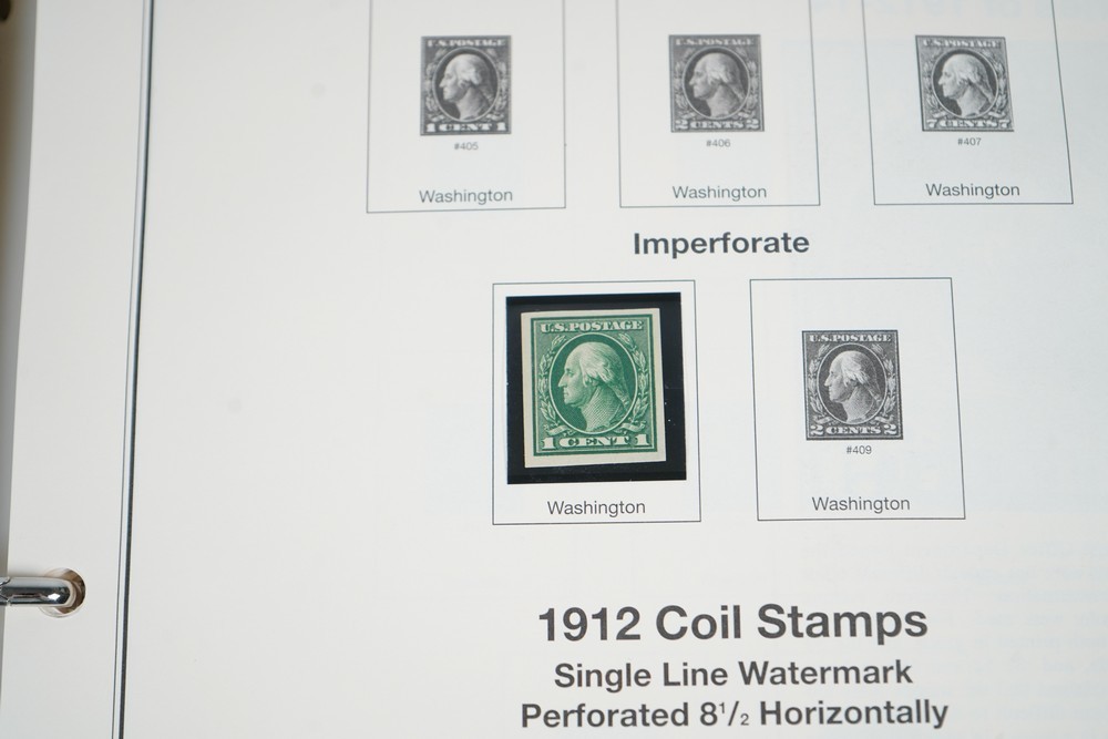 US 1890s-1980s COLLECTION OF 650+ STAMPS MINT & USED STORED IN MYSTIC ALBUM