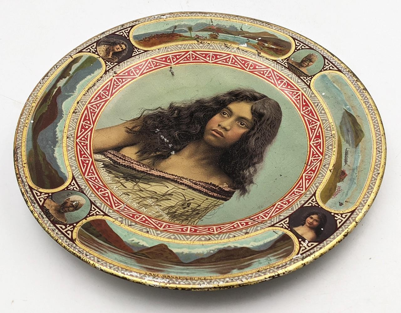 MAORI MAIDEN NEW ZEALAND ILES ROTORUA PHOTOGRAPHIC TOLEWARE DISH c1901-1905