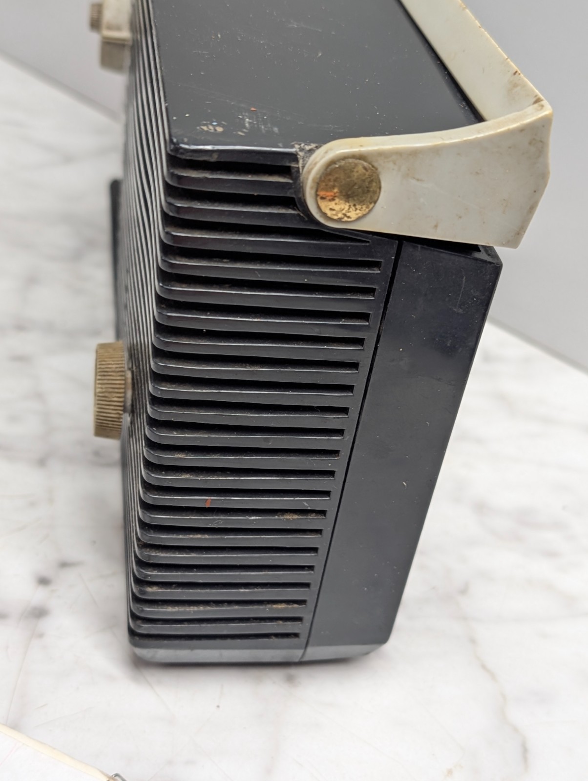 Sears Silvertone Tube Radio Dur-Pac AM Band Portable 7216 AC or Battery Powered