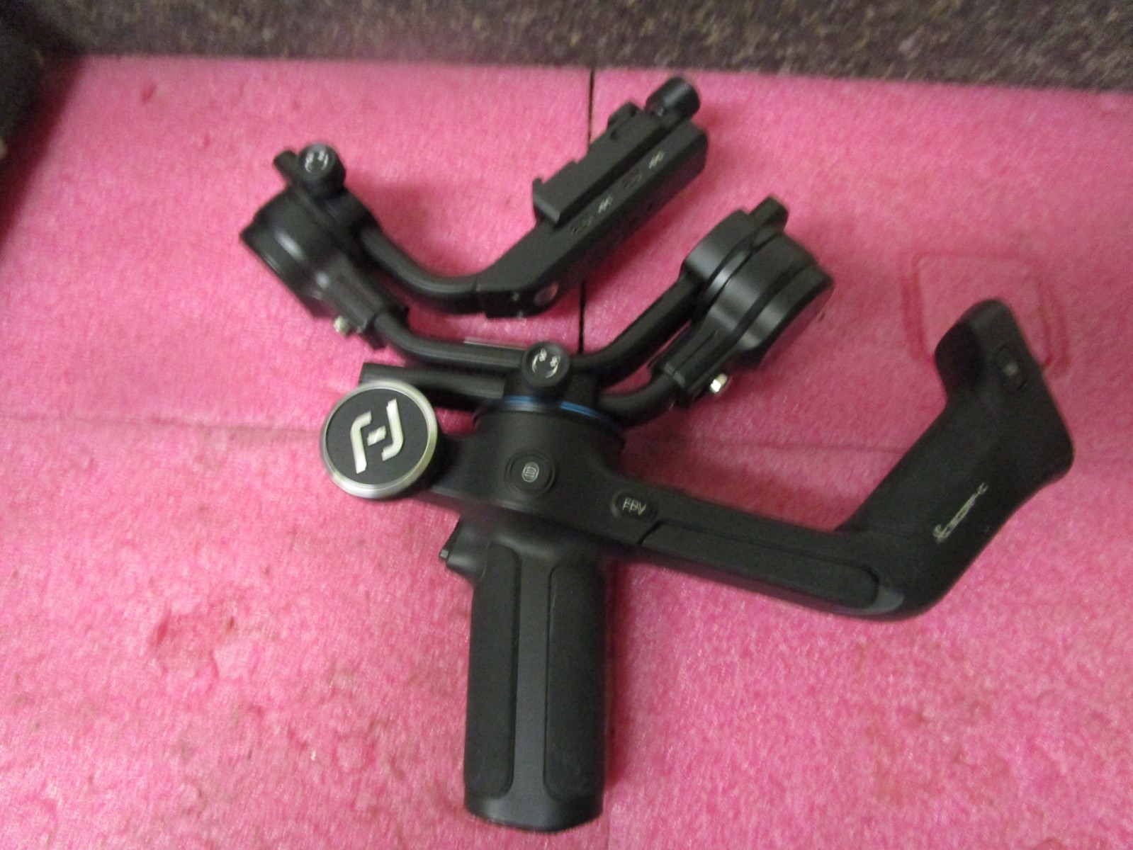 FeiyuTech SCORP C 3-Axis Handheld Gimbal Stabilizer for DSLR Mirrorless Camera