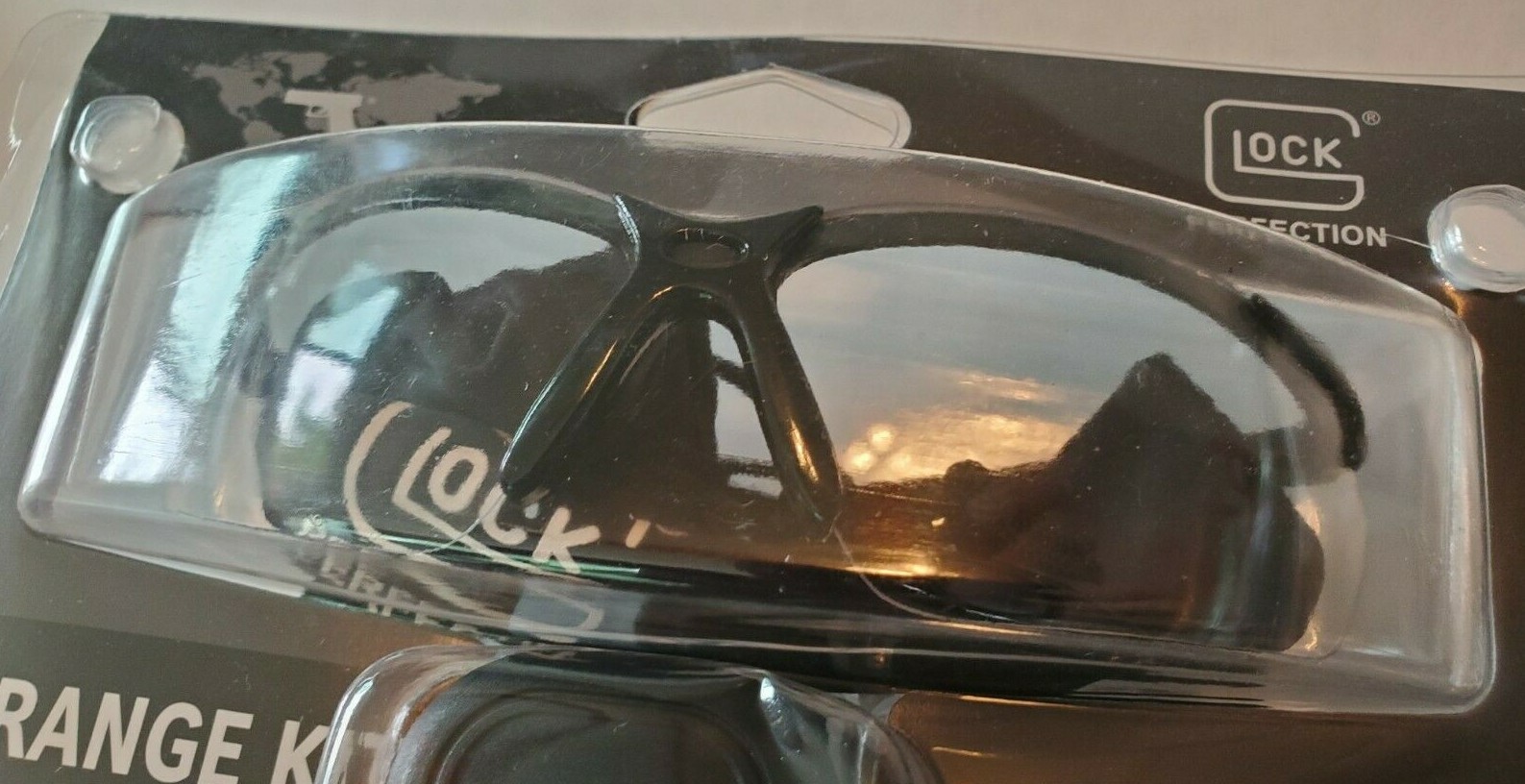 GLOCK Range Kit AP60214 Shooting Glasses, Earplugs, Ear Muffs 25db