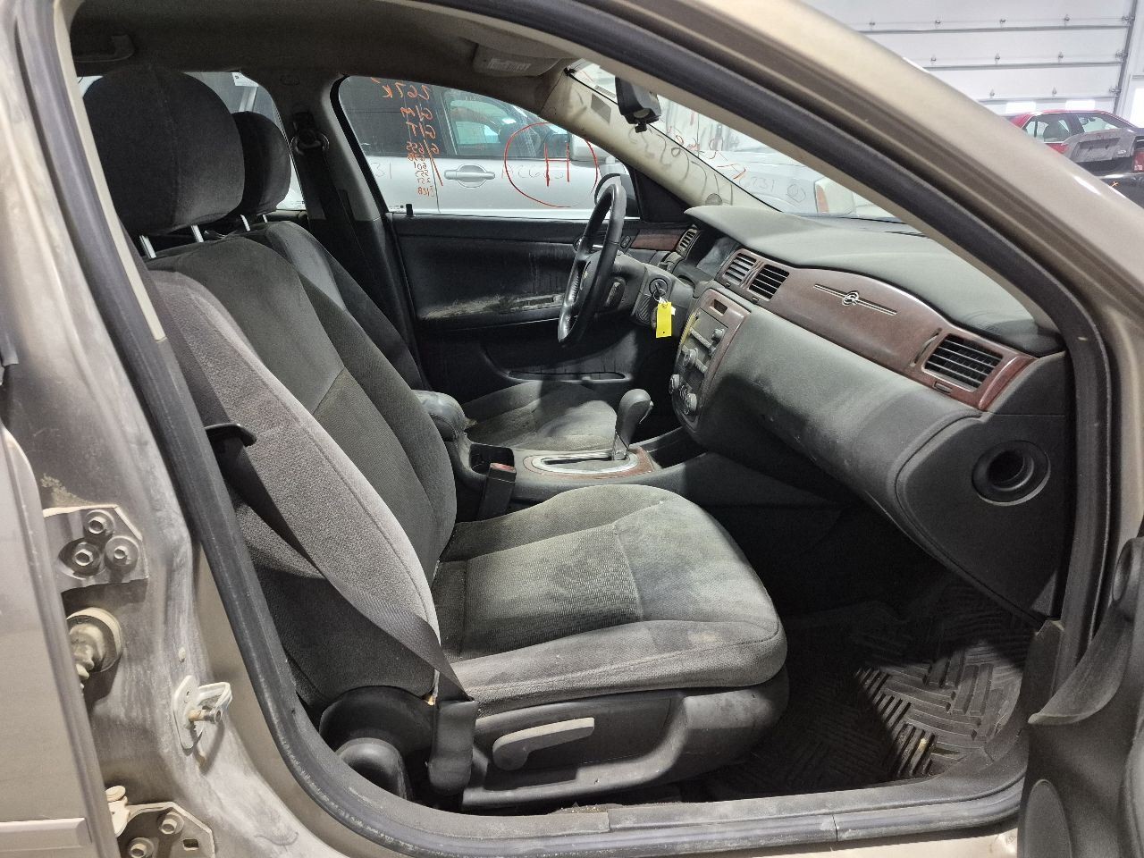 Automatic Transmission 3.9L Fits 06-11 IMPALA 1316796