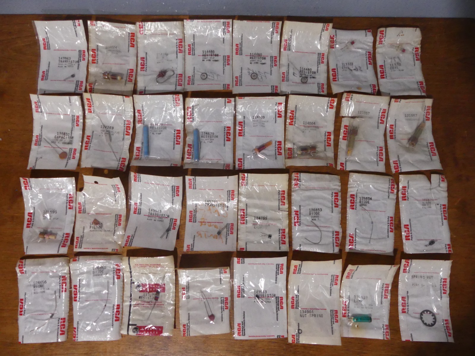 Huge RCA TV Stereo Radio Repair Capacitor Transistor Thermistor NOS Store Lot