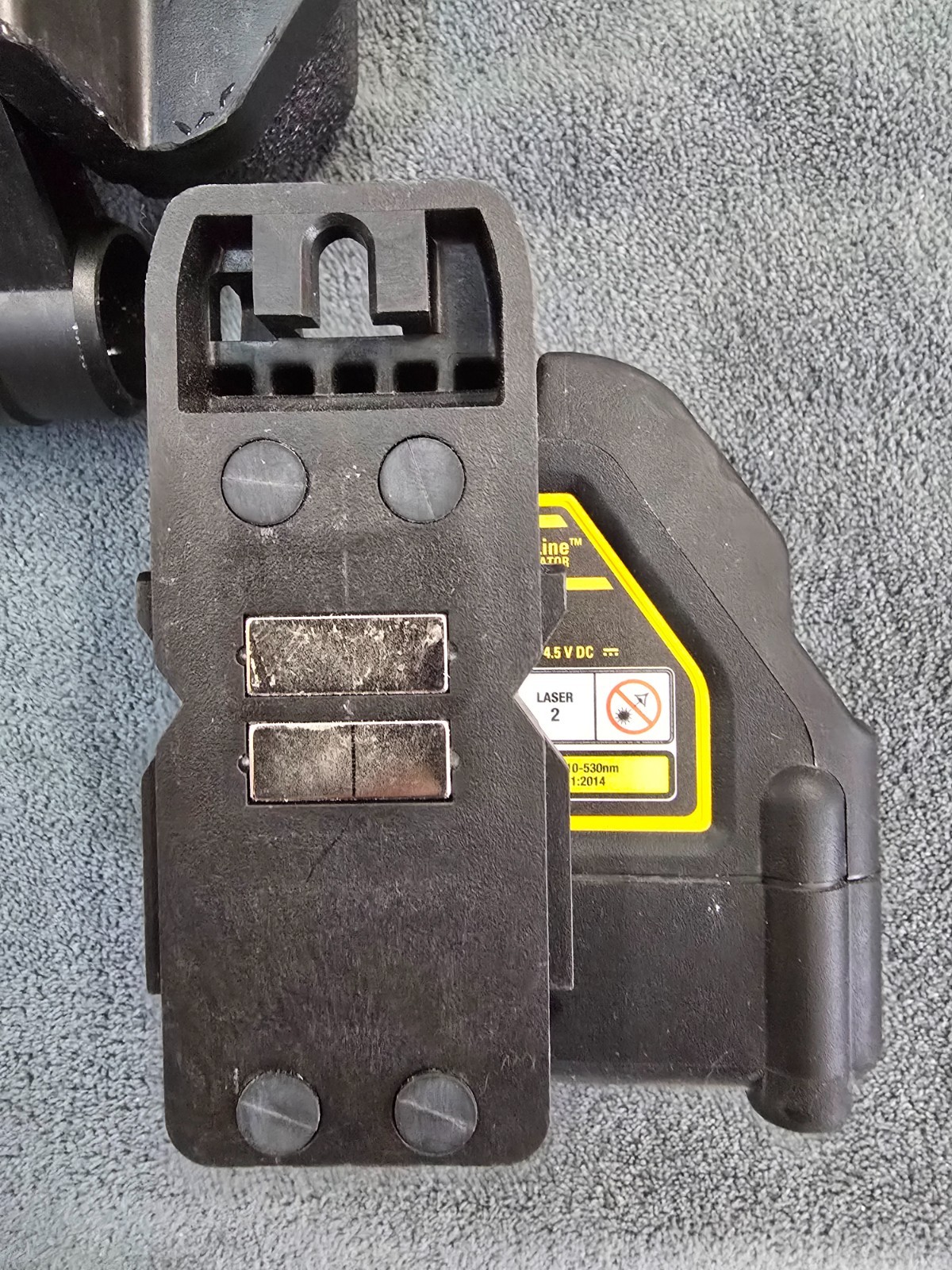 Dewalt Green Self-Leveling Cross Line Laser Level DW088CG