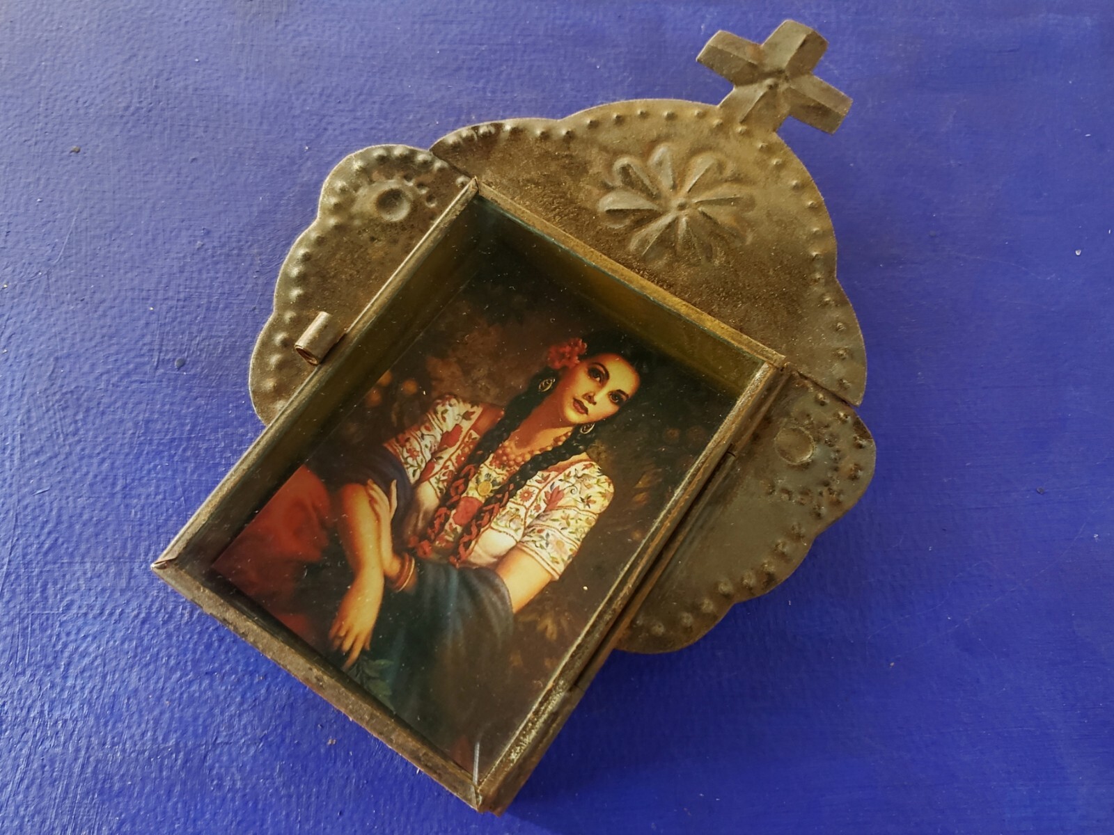 Rustic Mexican tin nicho Beautiful Mexican Señorita senorita lady maria folk art