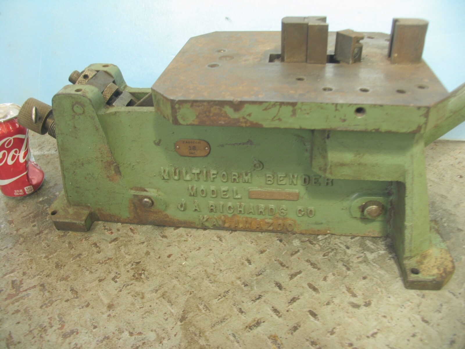 Multiform Bender J.A RICHARDS #4HDC-674