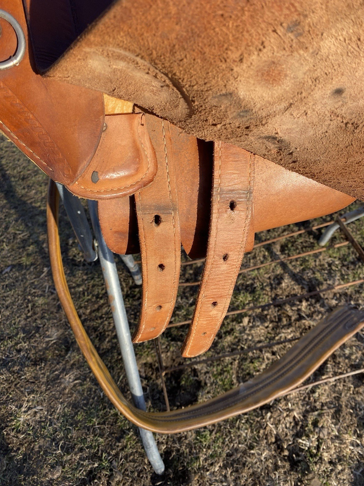 Used 17.5" Renegade Buena Vista gaited horse plantation saddle