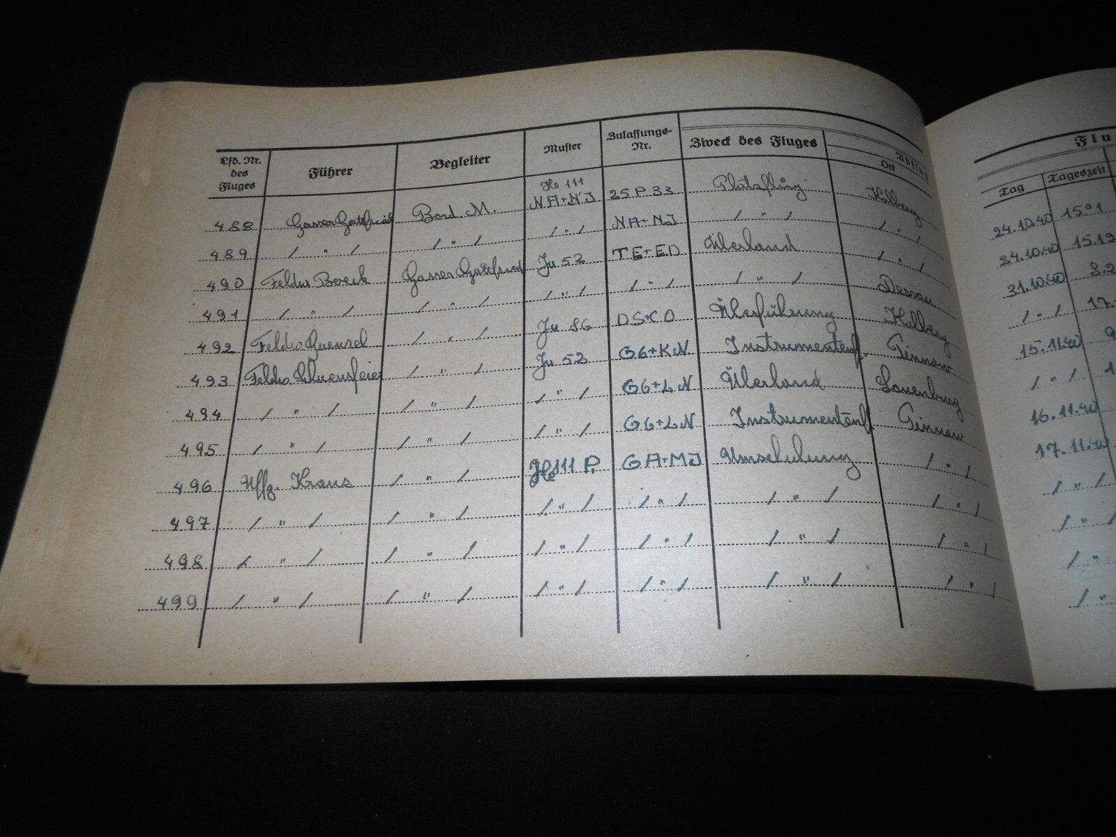 WW II German LW Flugbuch - FLIGHT LOG BOOK - Ju52 He111 Do17 Do23 Ju86 - NICE!