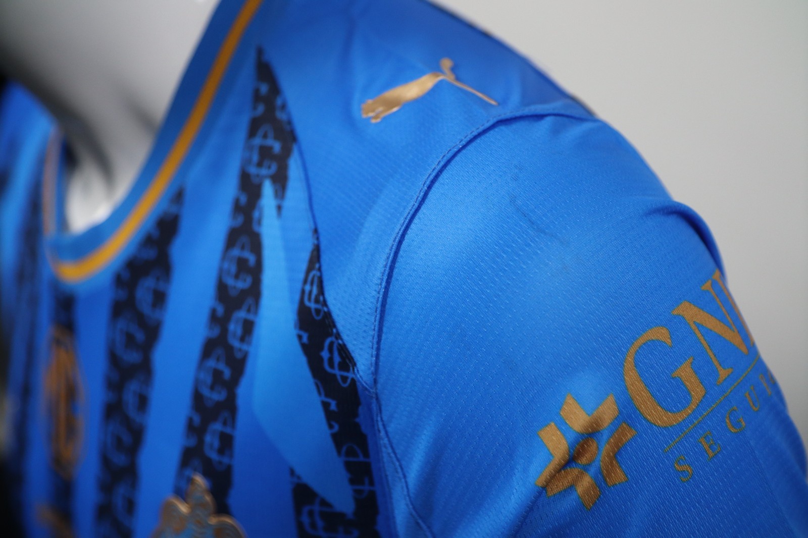 CHIVAS LA TERCERA 25/26 LIGA MX (Talla Reducida) slim fit LEER DESCRIPSON