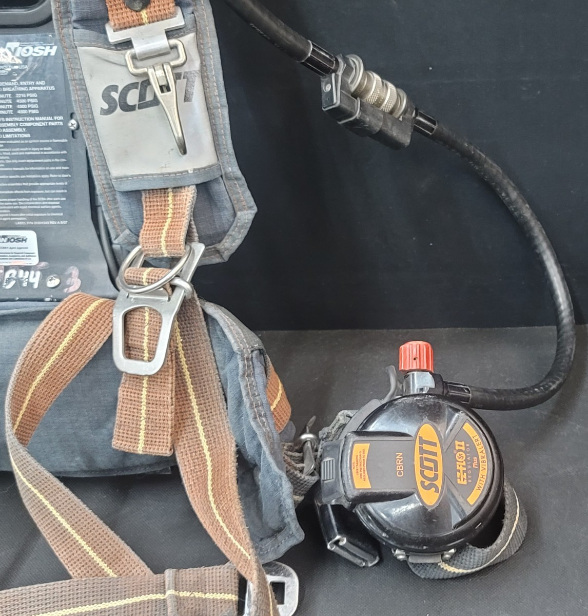 SCOTT 4.5 SCBA Harness w/ E-Z Flo Regulator, PAK-ALERT SE7 Series