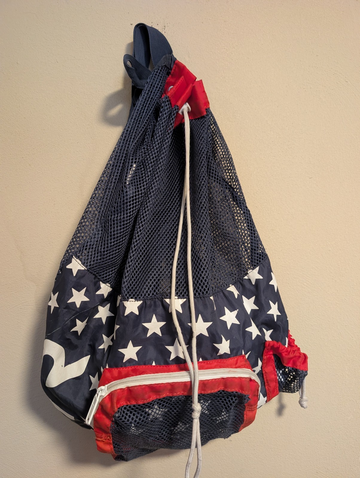 TYR 40L Big Mesh Mummy Backpack Red White & Blue USA Stars & Stripes Print Bag