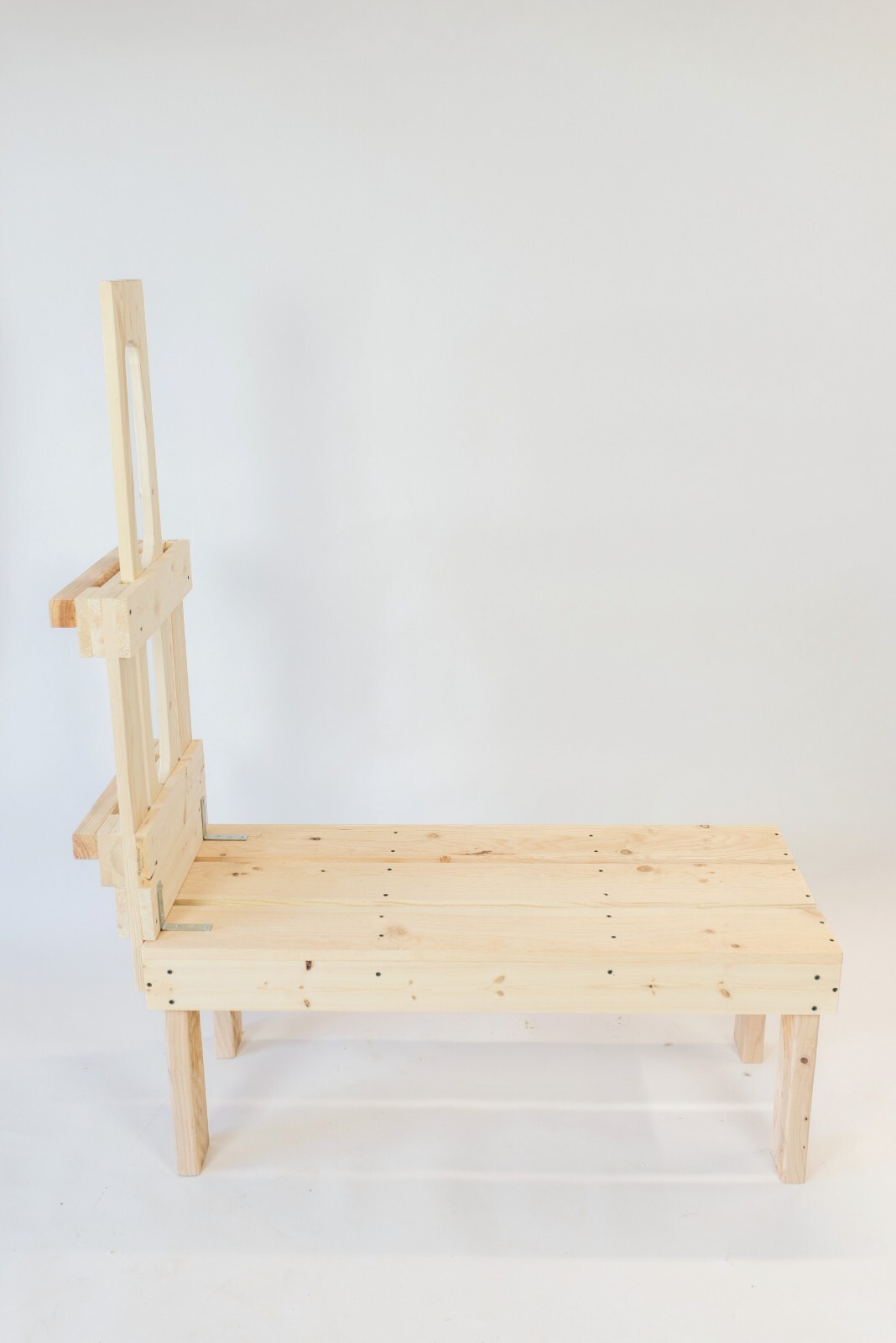 New Small Goat Milking Stand for Pygmy and Nigerian Dwarf Goats 32in. Natural