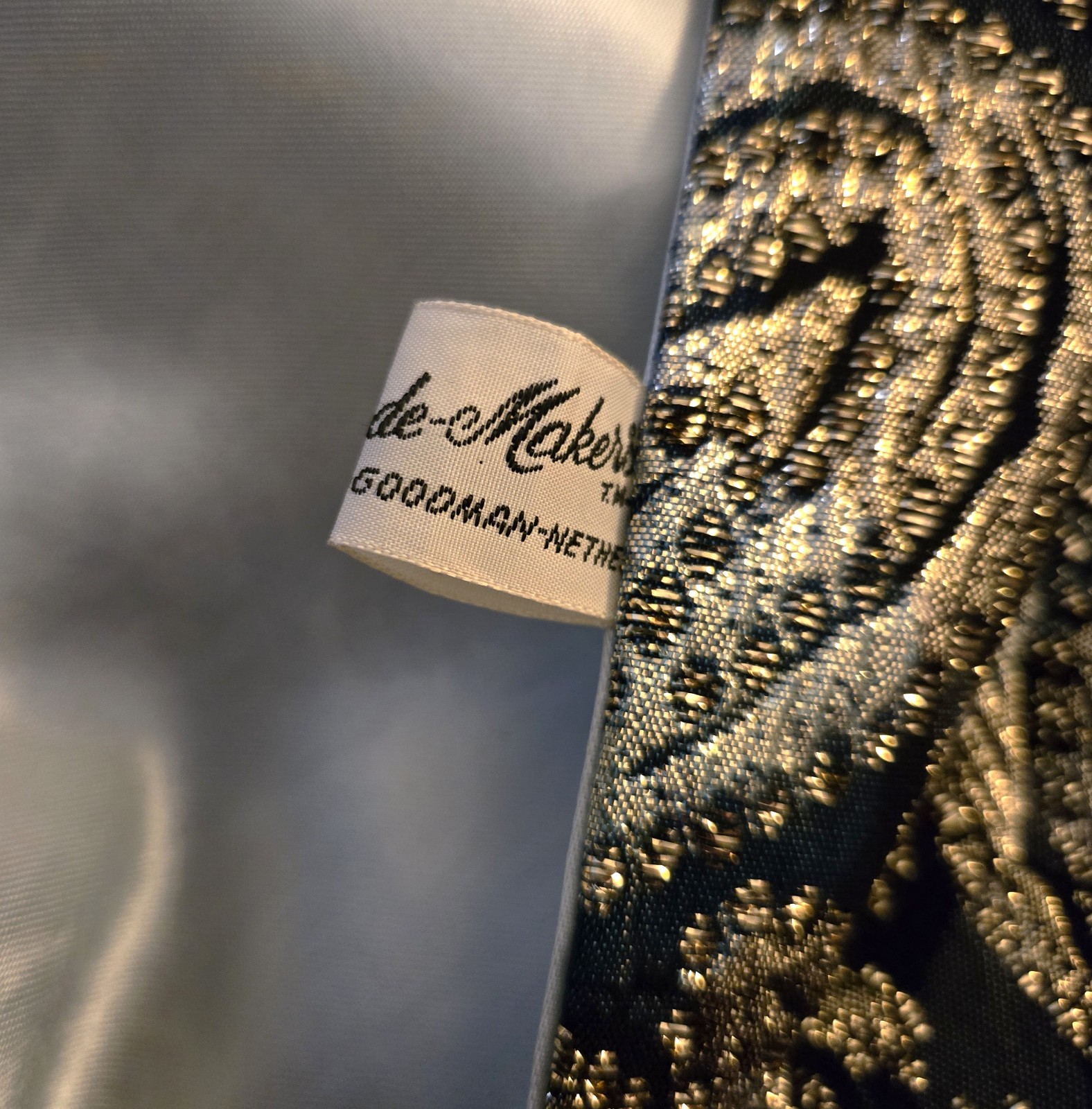 MODE MAKER Ben Goodman Evening Wrap Scarf Table Runner GOLD SILVER BLACK 70"x17"