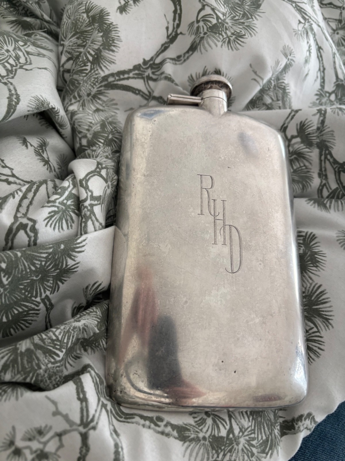 Sterling Silver Large Flask 6.7 Troy Ounces