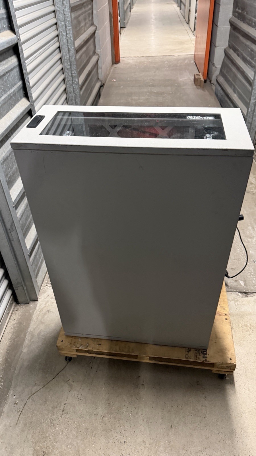 XRackPro by Gizmac Server Network Rack Cabinet Locking Glass Door w/Fan