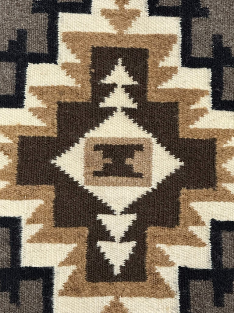 Navajo Rug: Two Gray Hills
