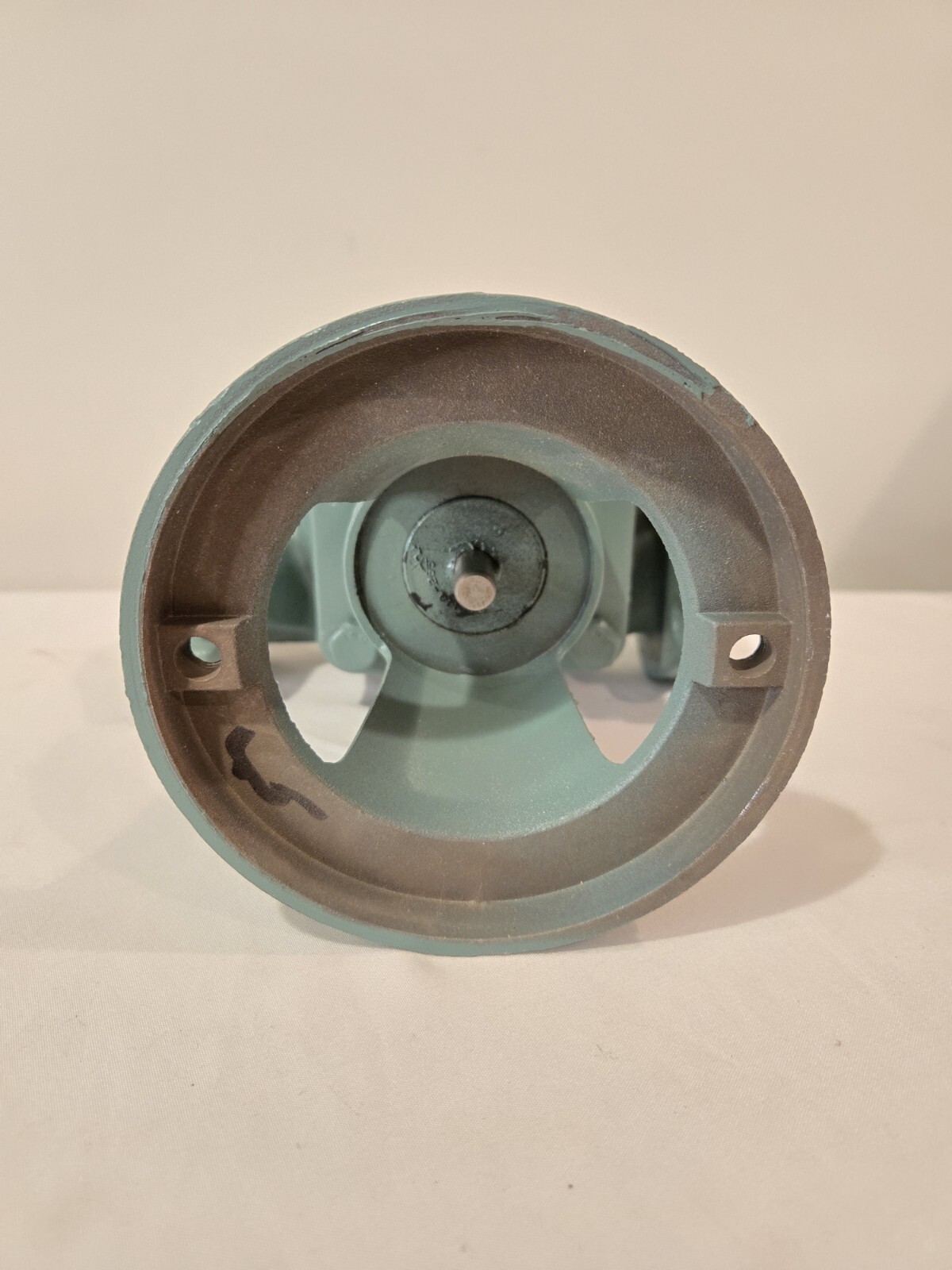 Taco 110 Pump Cast Iron Bracket Assembly 110-338 110-361RP