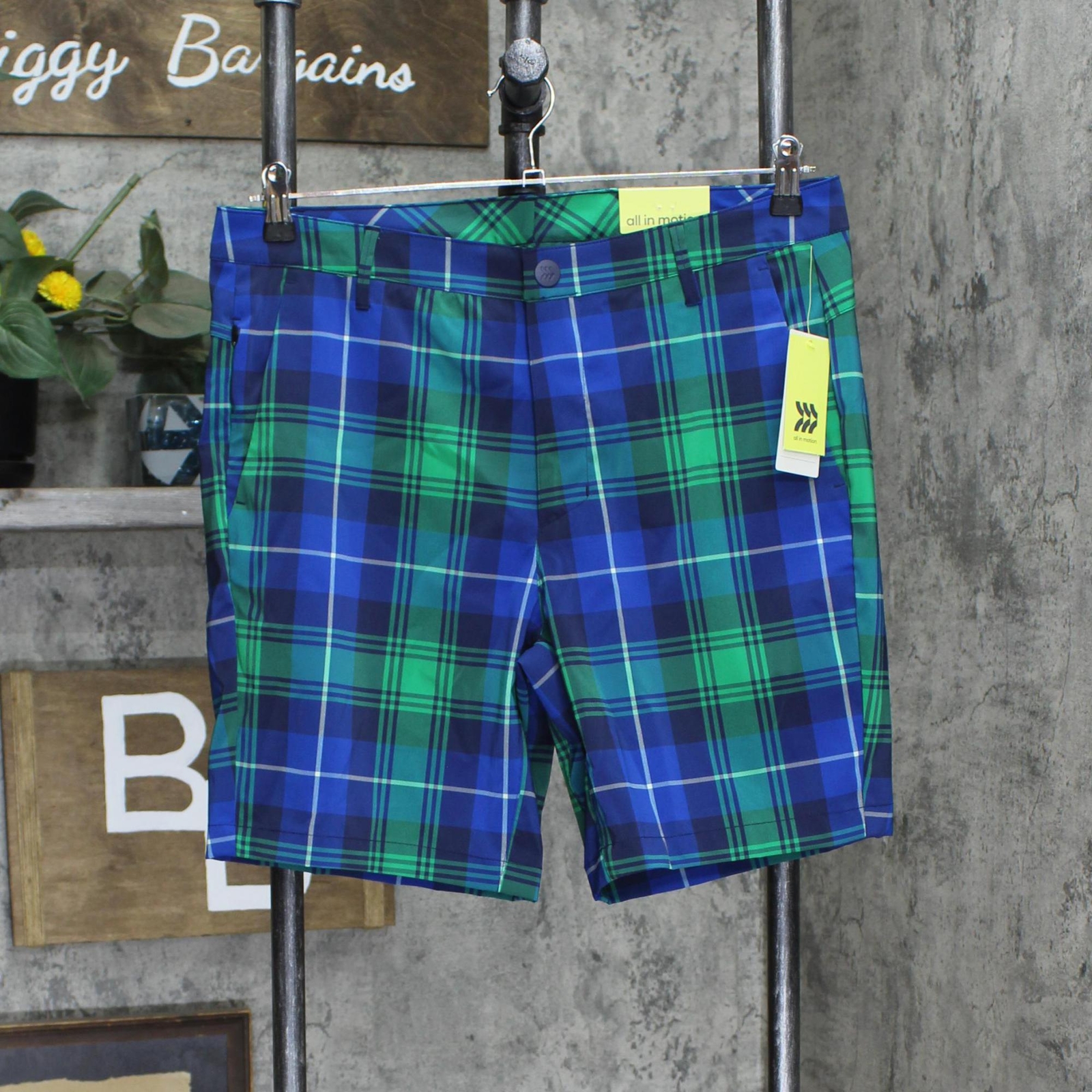 All In Motion Men's Plaid Golf Shorts 8" Inseam 87206075 30 34