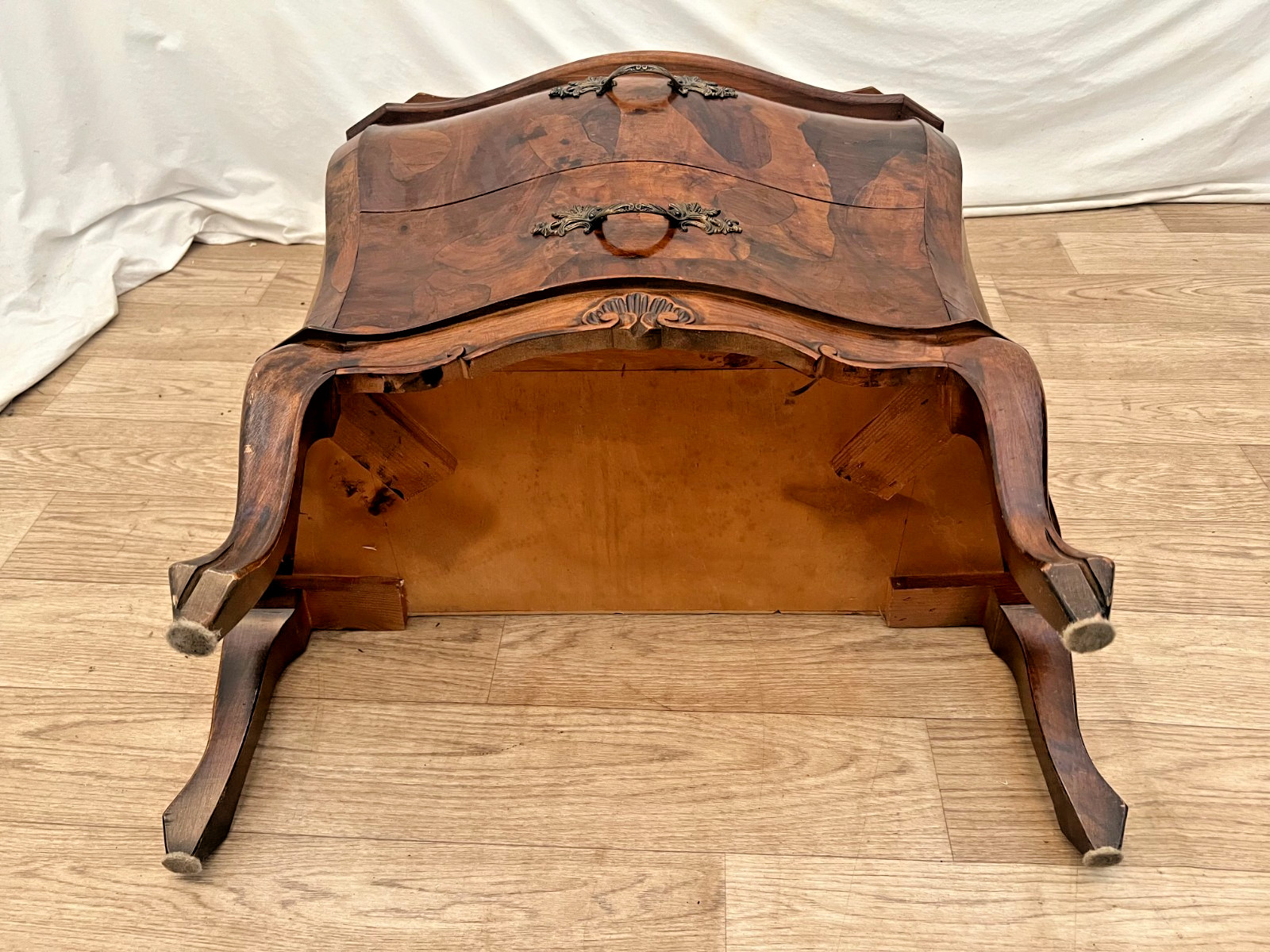 Vintage Venetian Bombe Commode Small Chest of Drawers Burl Turtle shell walnut