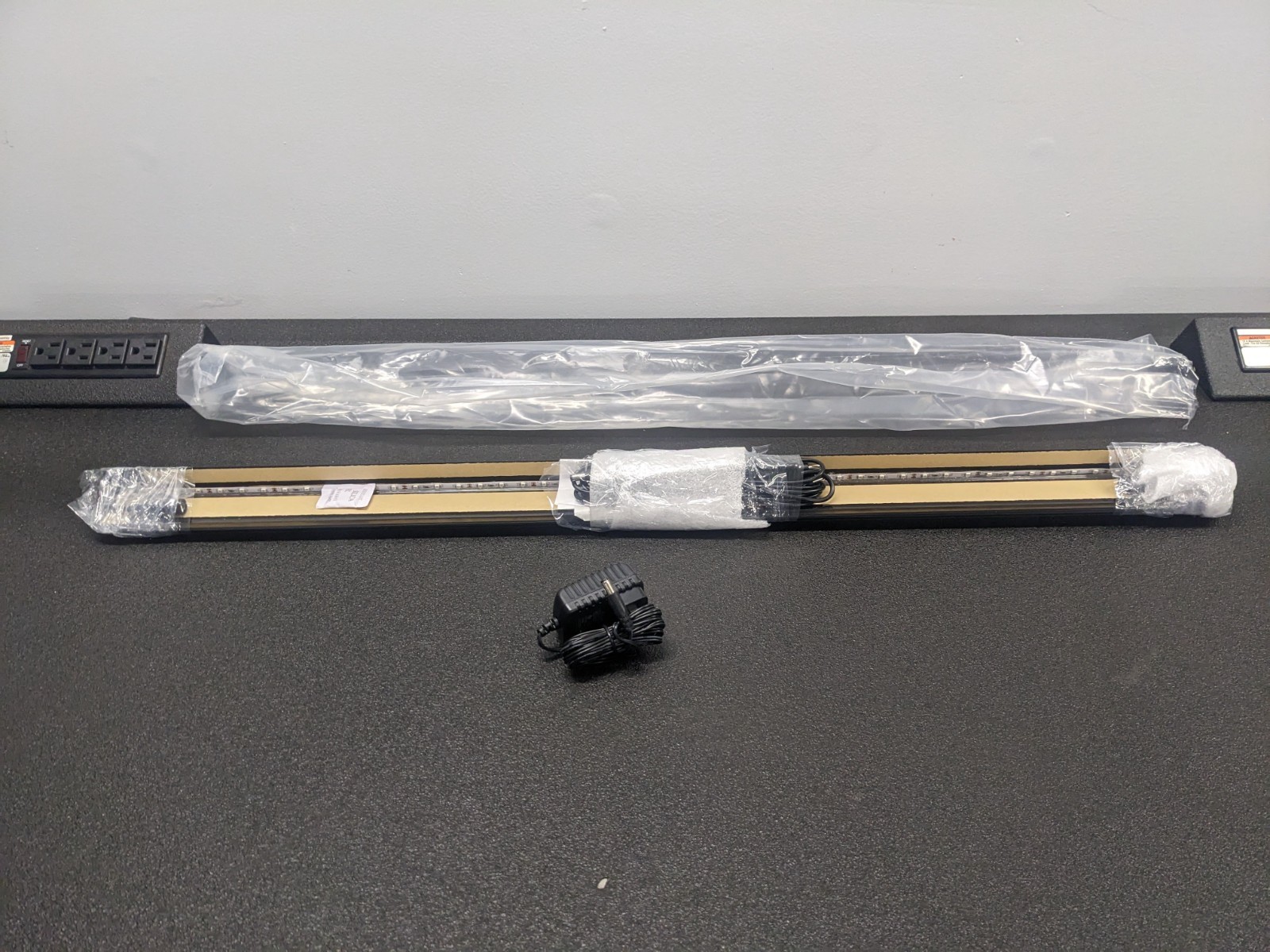 #bg654 Snap On Tools NEW kacgmled24b Matte Black with BLUE LED Corner Guard 2pc