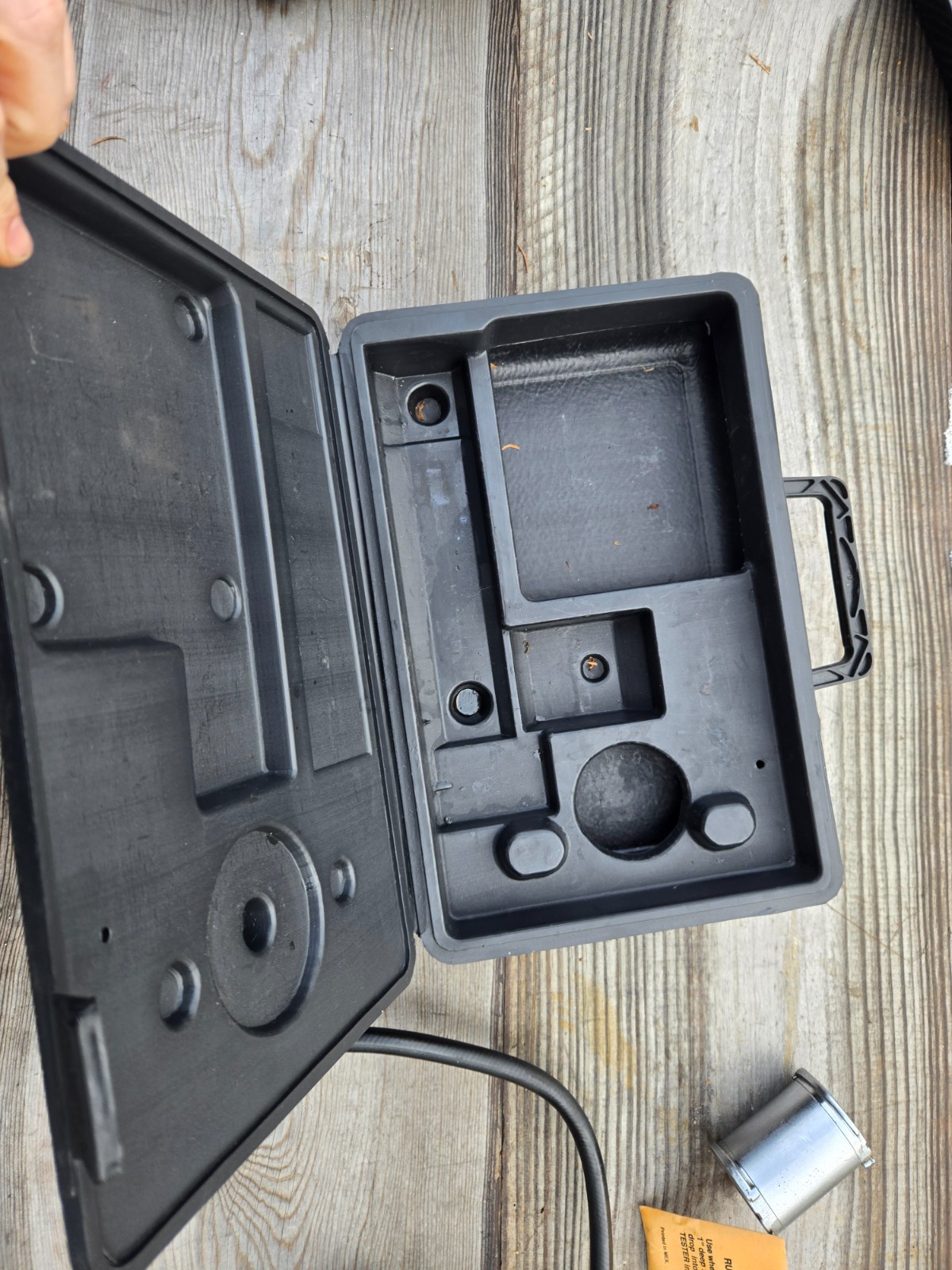 MotoRad MT300 Engine Coolant Pressure Testing System