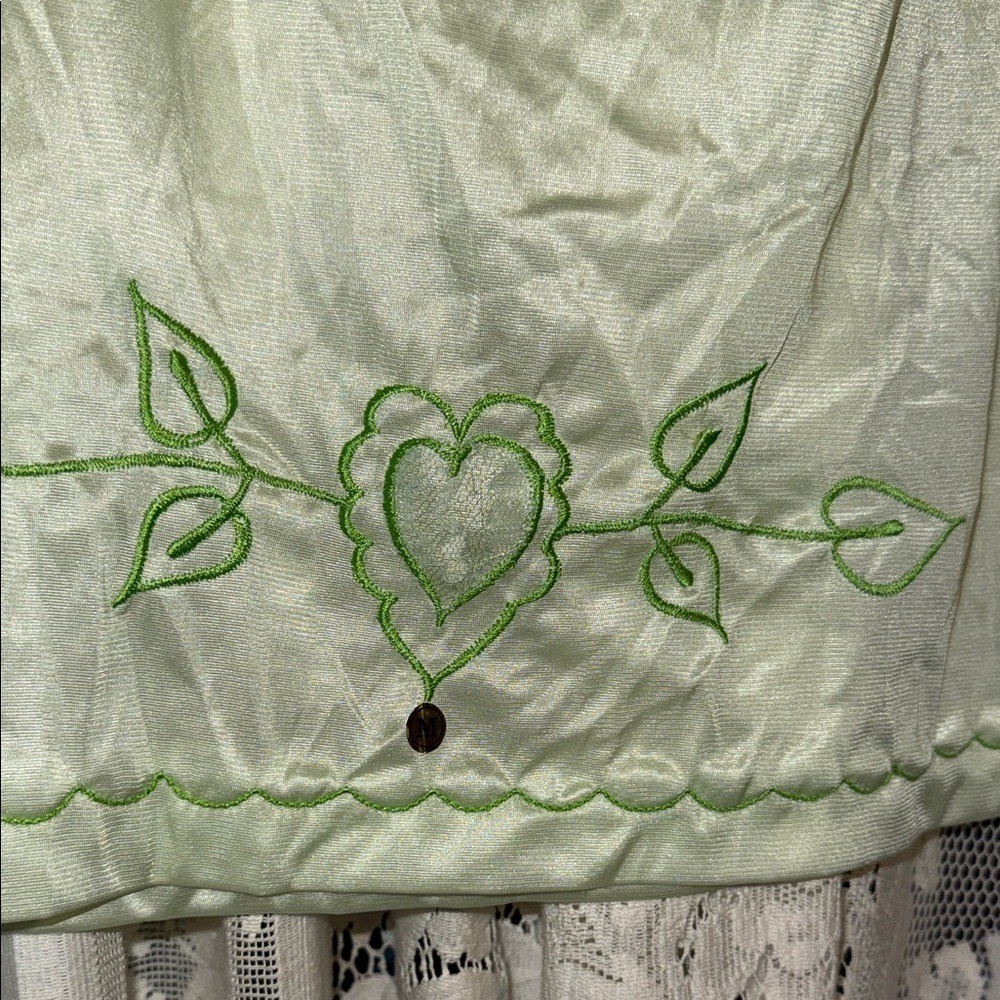 Vintage green embroidered half slip