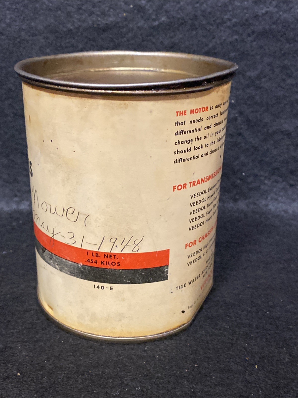 VINTAGE FULL NOS 1940's VEEDOL GEAR & CHASSIS LUBRICANTS 1-LB FLYING A CAN!
