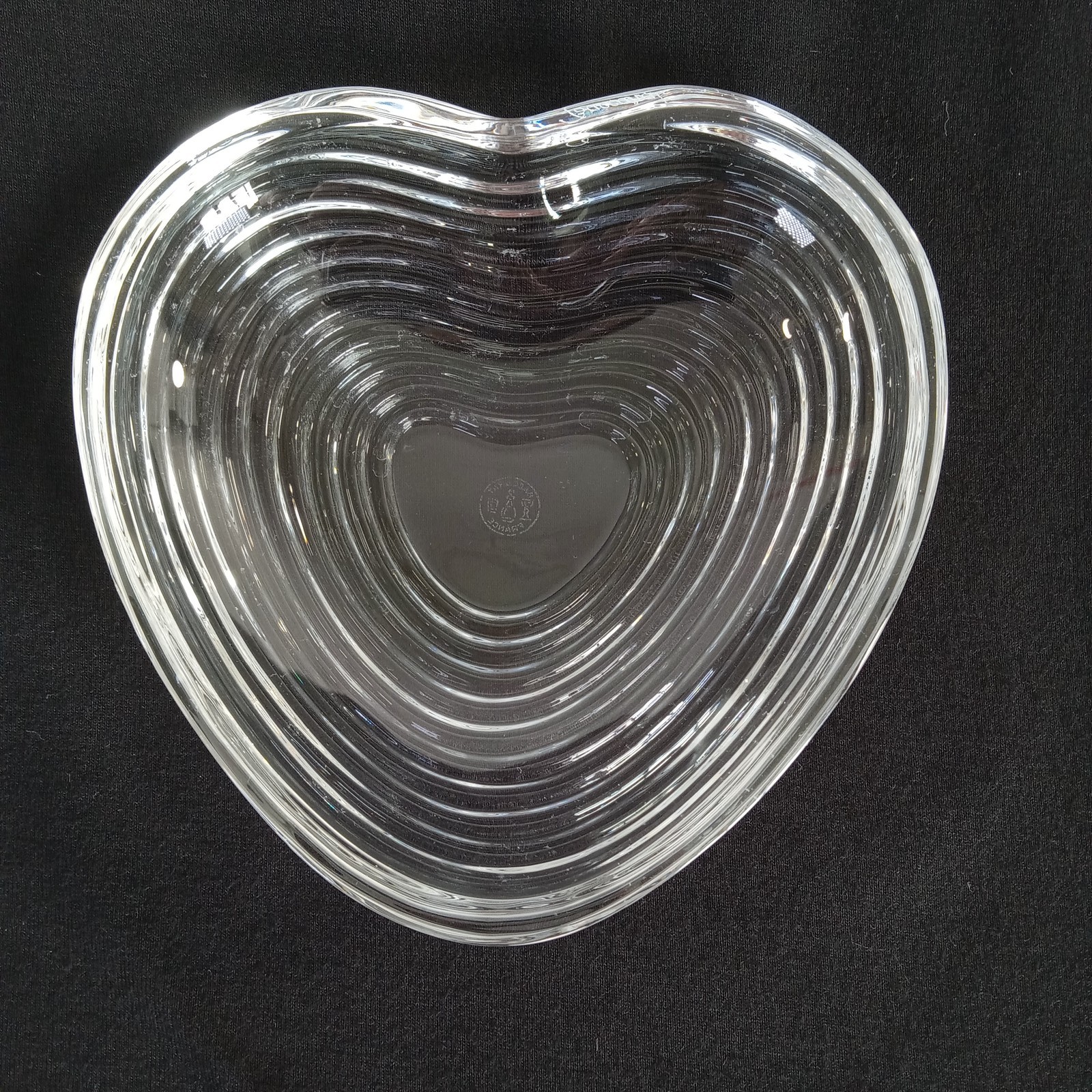 Baccarat Crystal Heart Dish Bowl Clear Ribbed France Signed Clear 4.75"