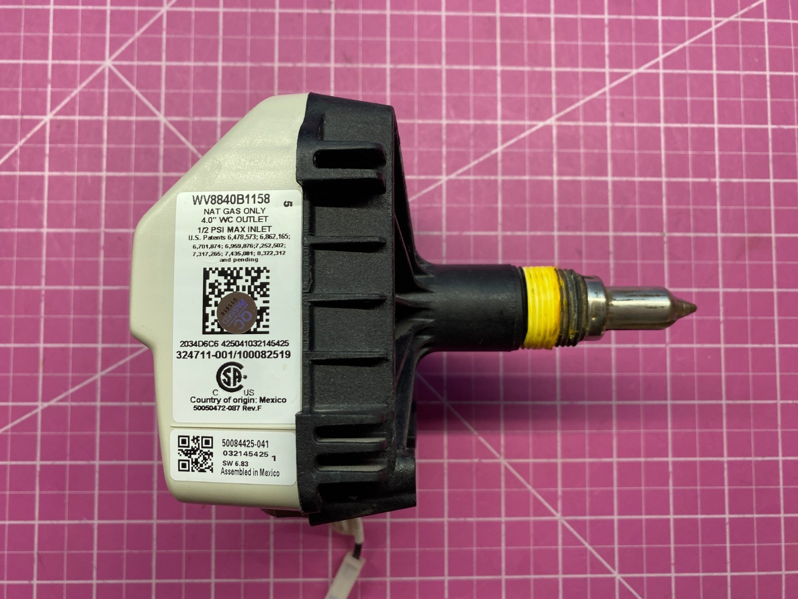 Honeywell Water Heater Gas Valve P# WV8840B1158