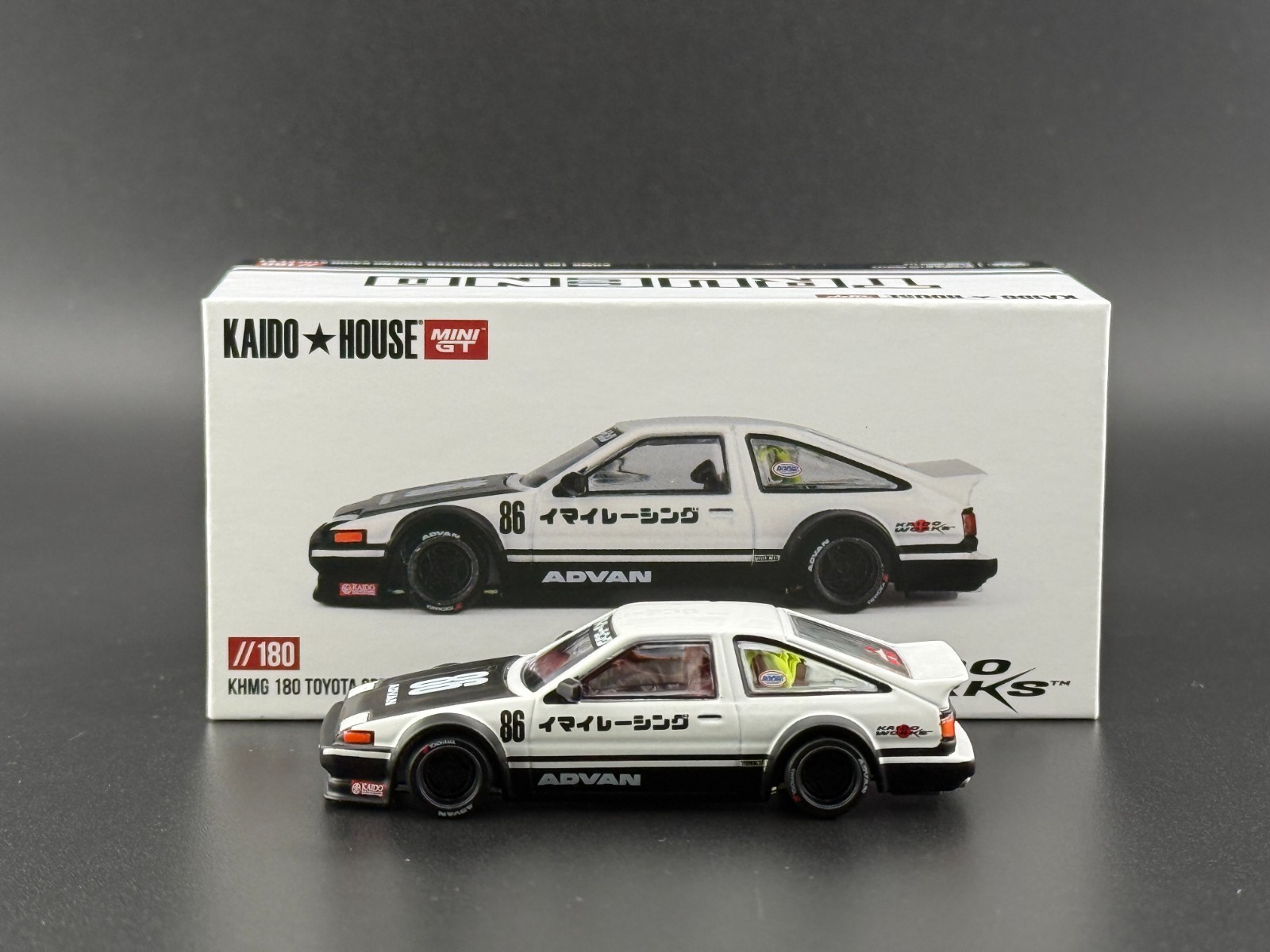 Kaido House x Mini GT Toyota AE86 Sprinter Trueno Kaido Street V1 #180 1/64