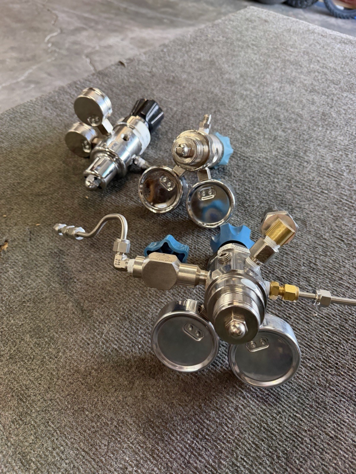 Lot of 3 High Purity Stainless Steel Pressure Regulators Matheson AirGas Harris