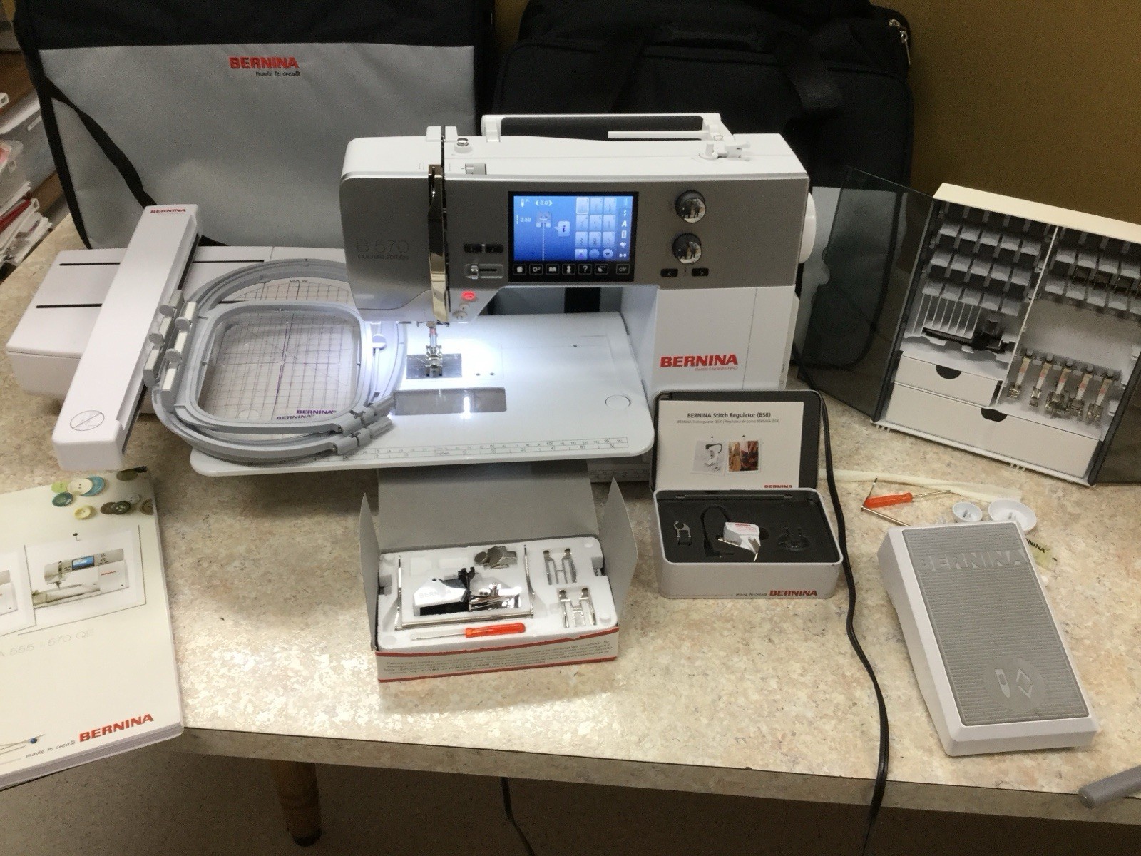 Bernina 570 QE (1st Gen Model) Sewing, Quilting, Embroidery Machine with BSR