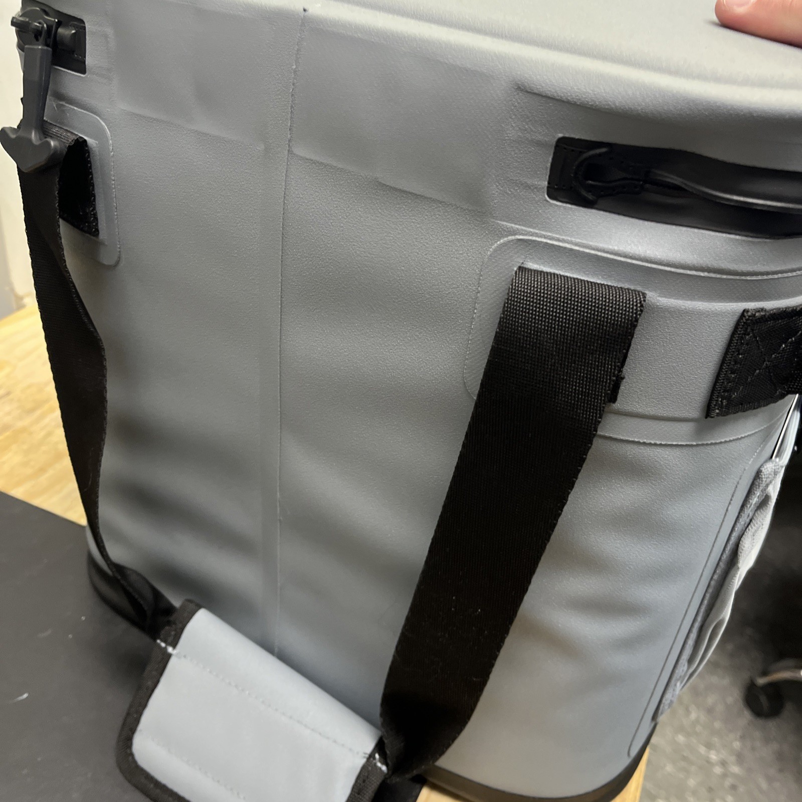 Member's Mark 24 Can Waterproof Box Cooler, Grey