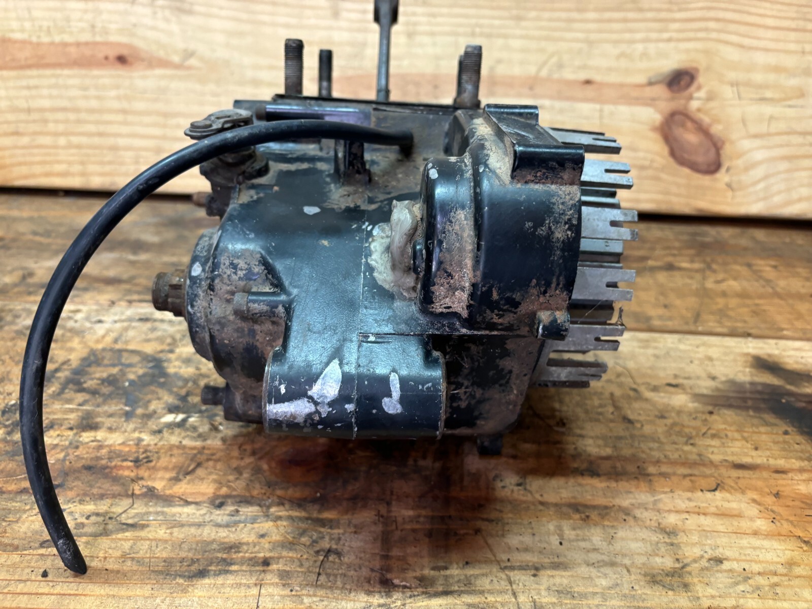 1982 Yamaha YZ490 Engine Bottom End Crank Case Transmission YZ 490