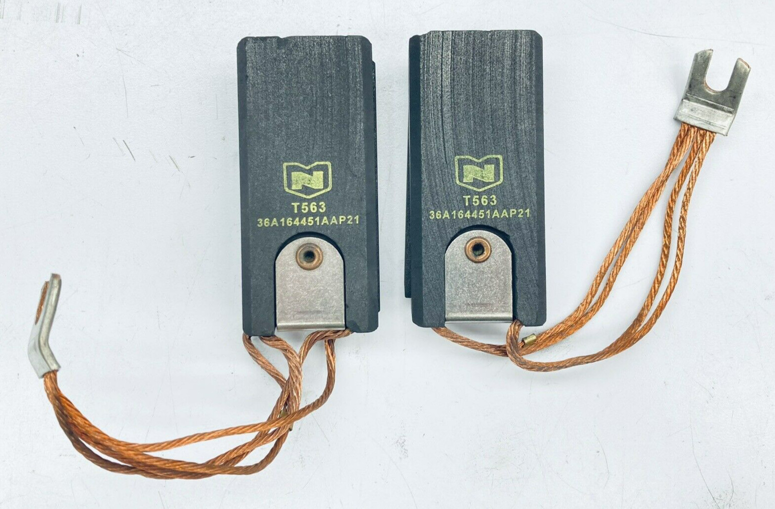 LOT OF 2 CARBON PRODUCTS OPERATION 36A164451AAP21 CARBON BRUSH GRADE T563