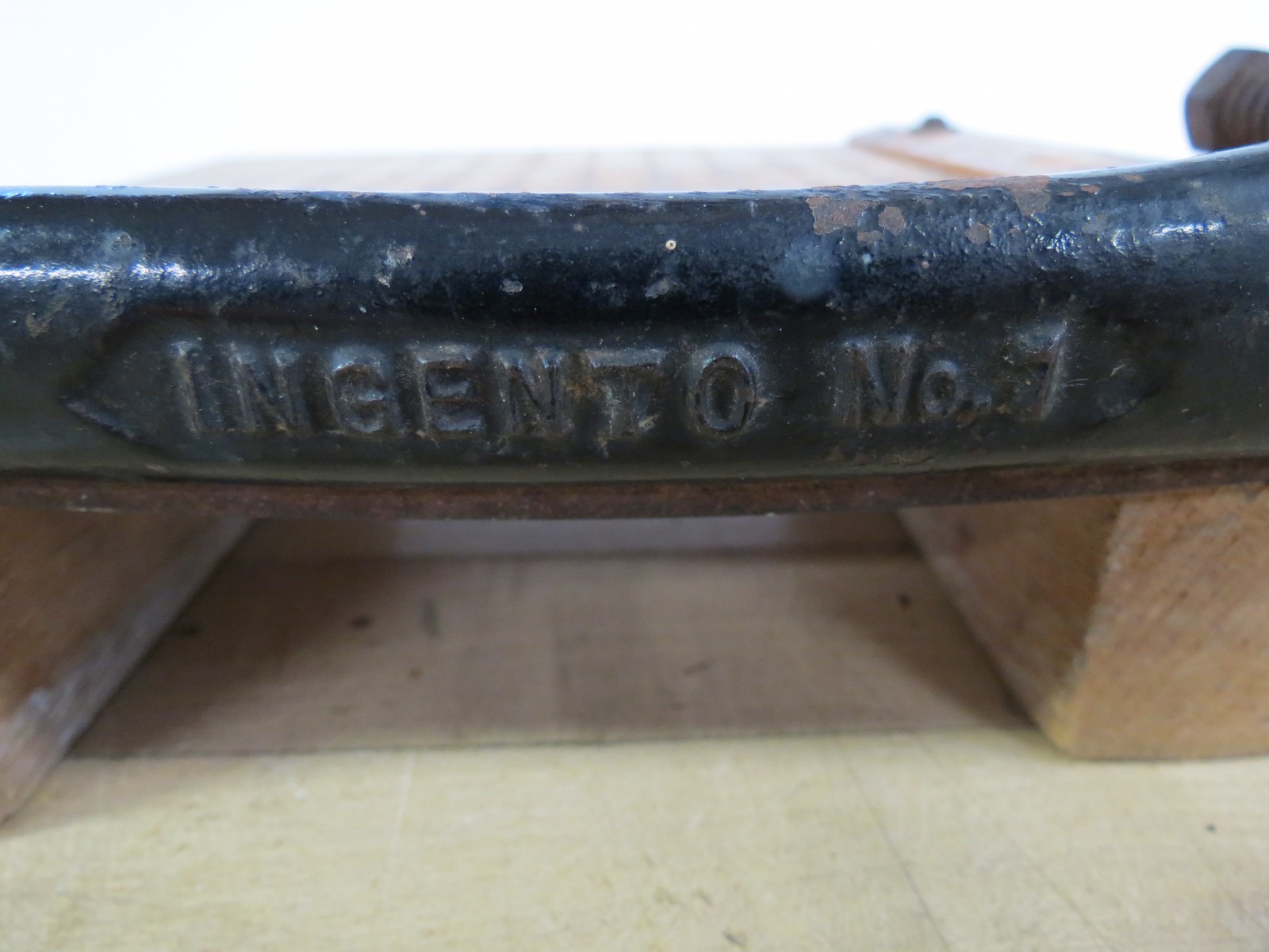 VINTAGE INGENTO #1 PAPER CUTTER 6 INCH